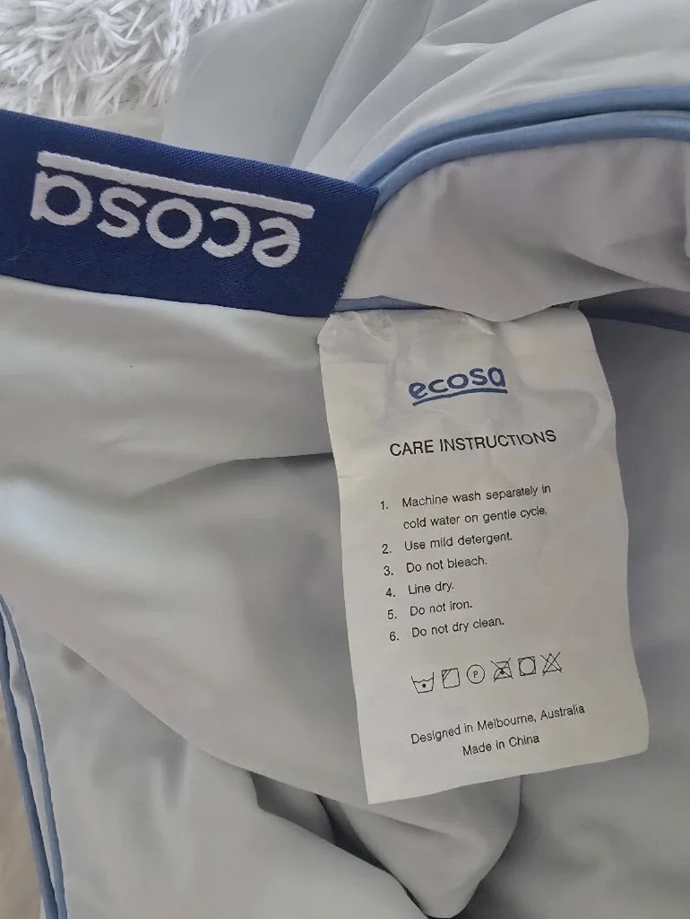 Ecosa Luxurious Cooling Quilt W/Cooling Fabric & Breathable Fill-Light Blue King